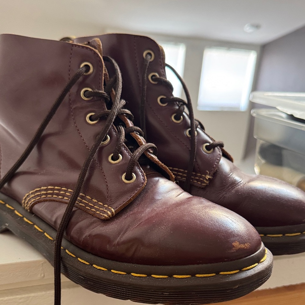 Dr. Martens Men's Burgundy Leather Boots